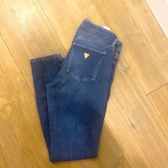 Guess jeans. Sexy curve size 28 - Picture 1 of 1